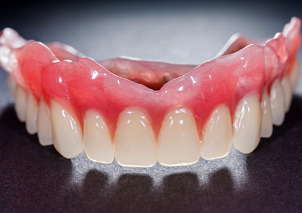 総入れ歯について